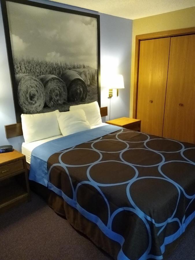 Super 8 By Wyndham Chariton Hotel Kültér fotó