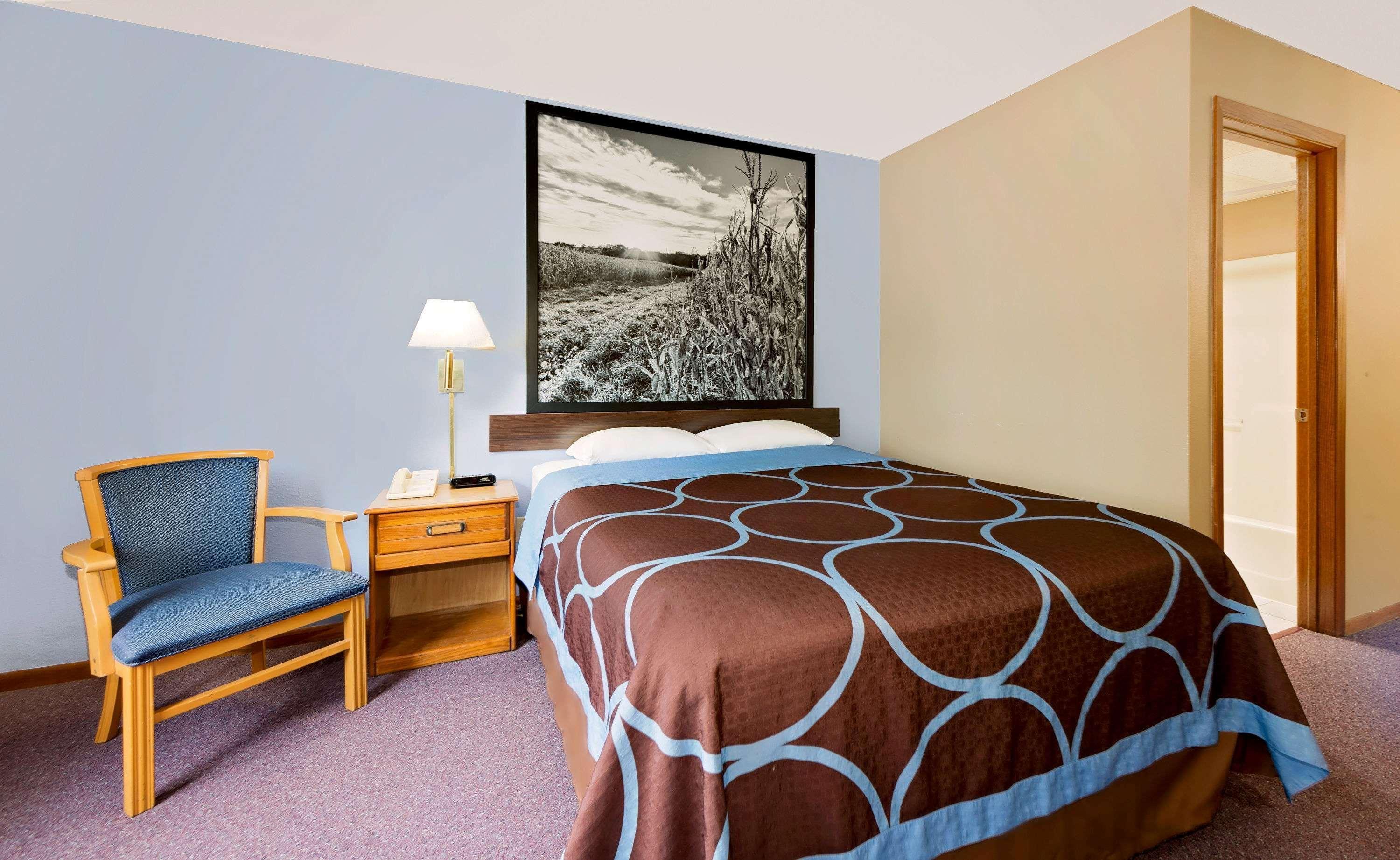 Super 8 By Wyndham Chariton Hotel Kültér fotó